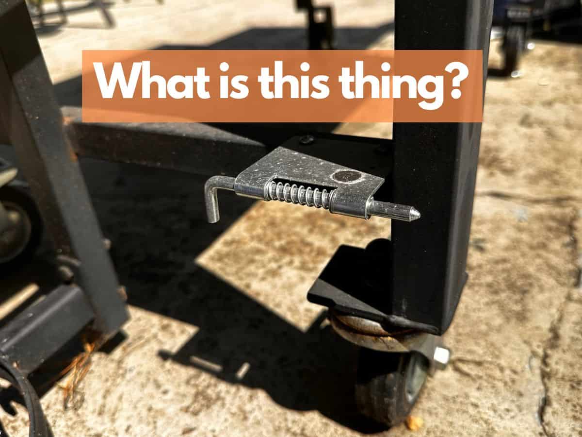 Picture of the weird spring thing on a Blackstone griddle